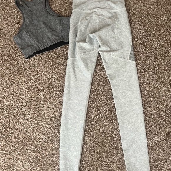Outdoor Voices Gray and Light Gray Activewear Set - Picture 4 of 4